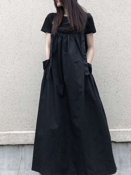ブラック/Tシャツ+ブラック/ワンピース
