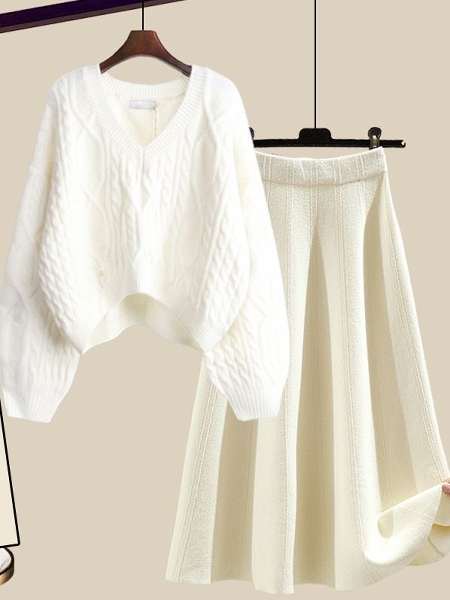 ホワイト/セーター＋アプリコット/スカート