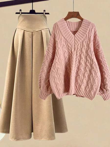 ピンク/セーター+ベージュ/スカート