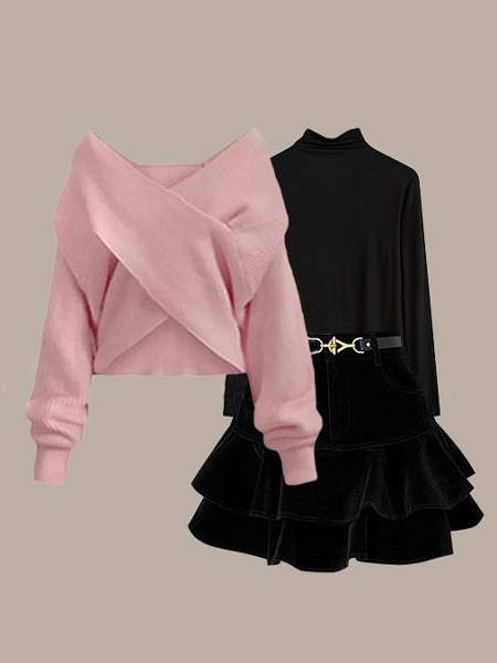 ピンク/ニット.セーター+ブラック/カットソー+ブラック/スカート