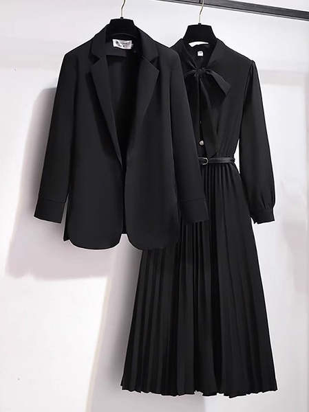 ブラック2/スーツ+ブラック1/ワンピース