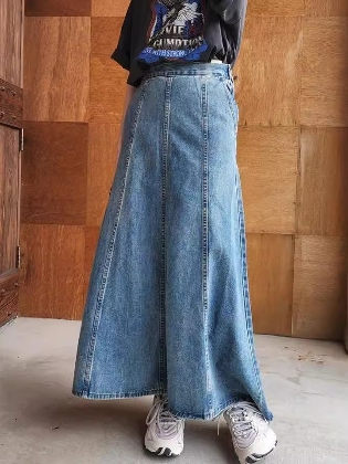 ファッション感満々 大人可愛い シンプル カジュアル 無地 Aライン 春夏 デニム  スカート